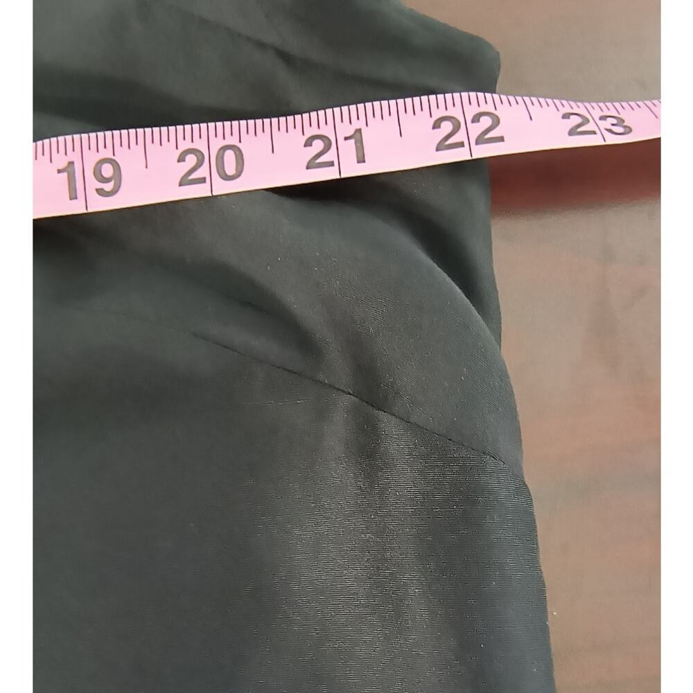 Talbots Silk Button Back Top Women's Sz12W Black V-Neck Ruffled Short Sleeve - Picture 9 of 16